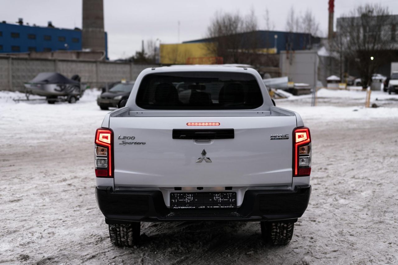 Mitsubishi L200 Triton - foto 1